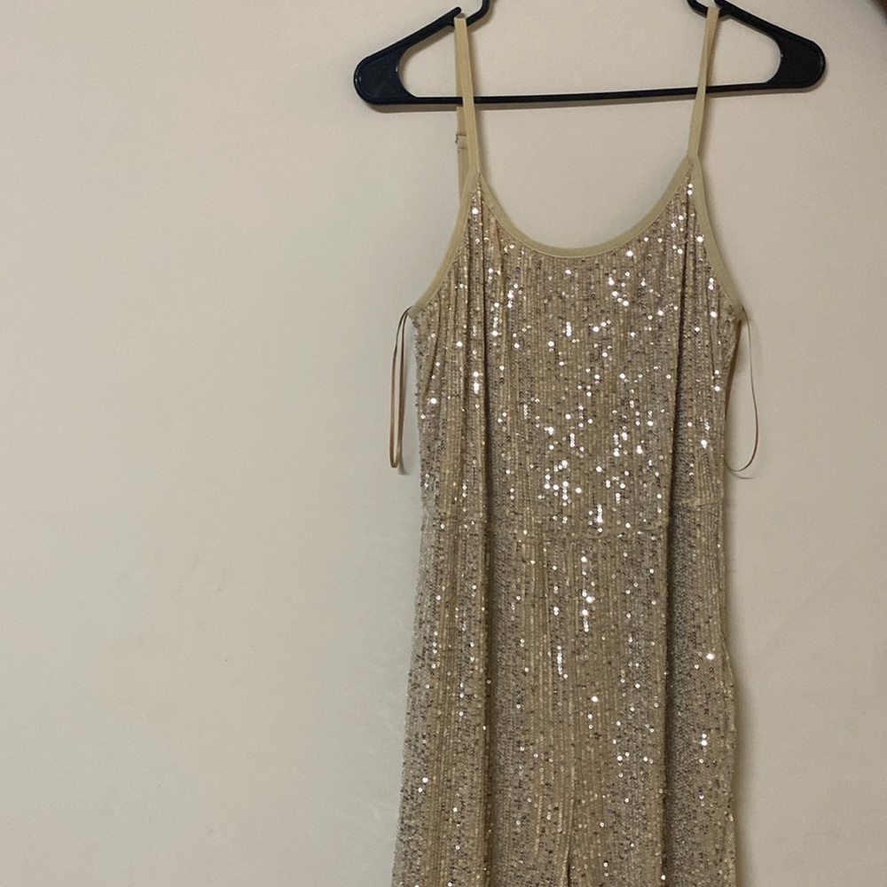 Fashinova Sequin body suit and cape 1x